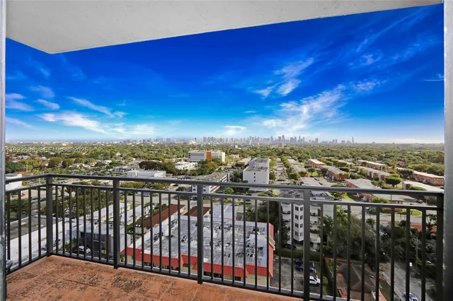 $515,000 | 888 Douglas Road, Unit 1203, Coral Gables, FL 33134