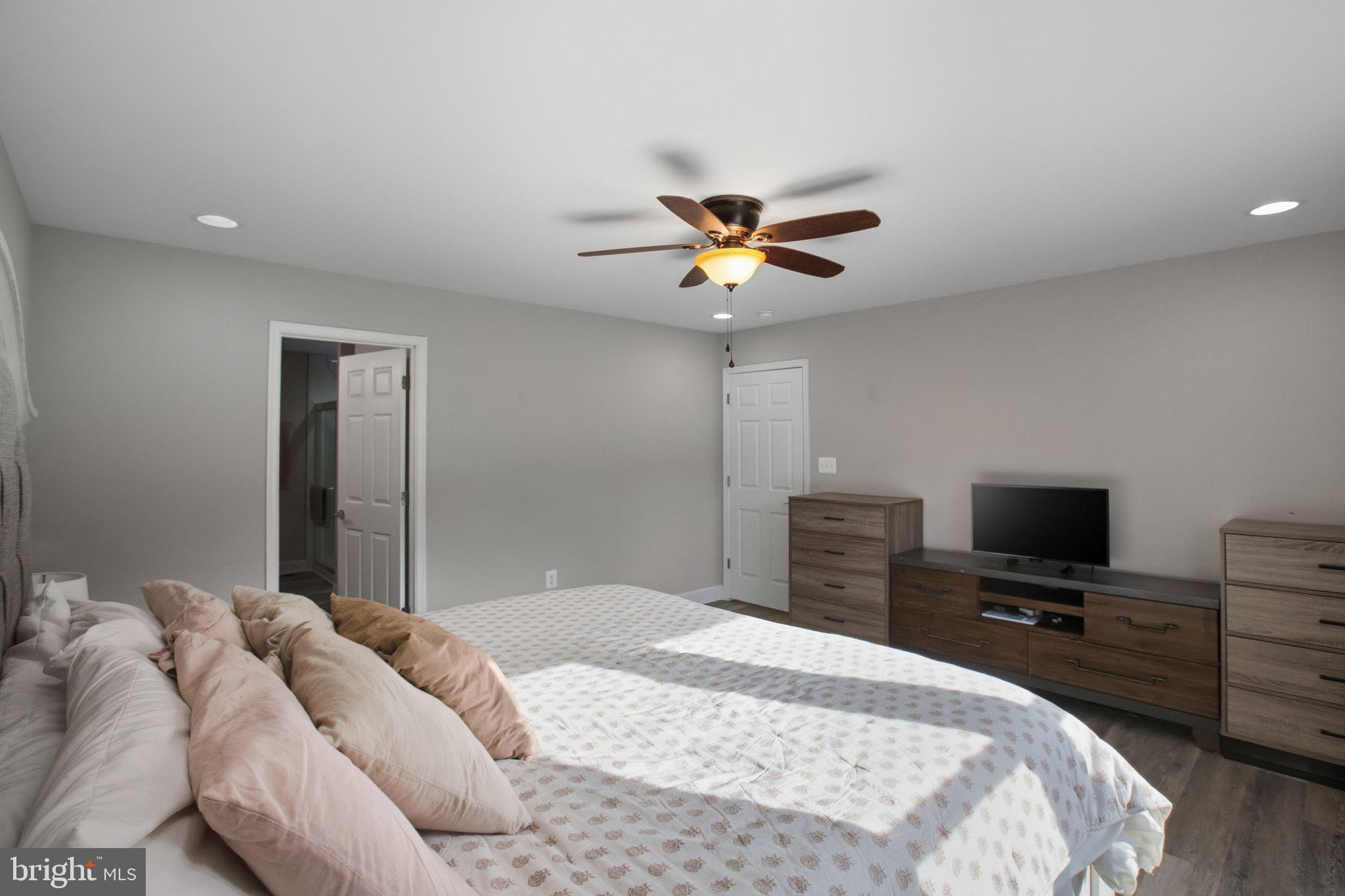 798 South Glebe Road Montross, VA 22520 - Photo 12 of 31