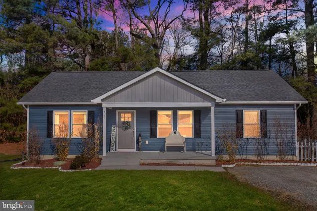 $284,900 | 798 South Glebe Road, Montross, VA 22520