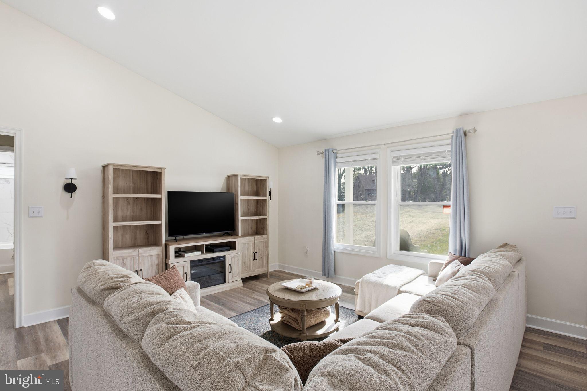 798 South Glebe Road Montross, VA 22520 - Photo 7 of 31