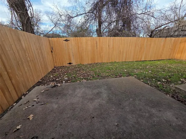 $1,375 | 1012 Lynn Street, Unit B, Weatherford, TX 76086