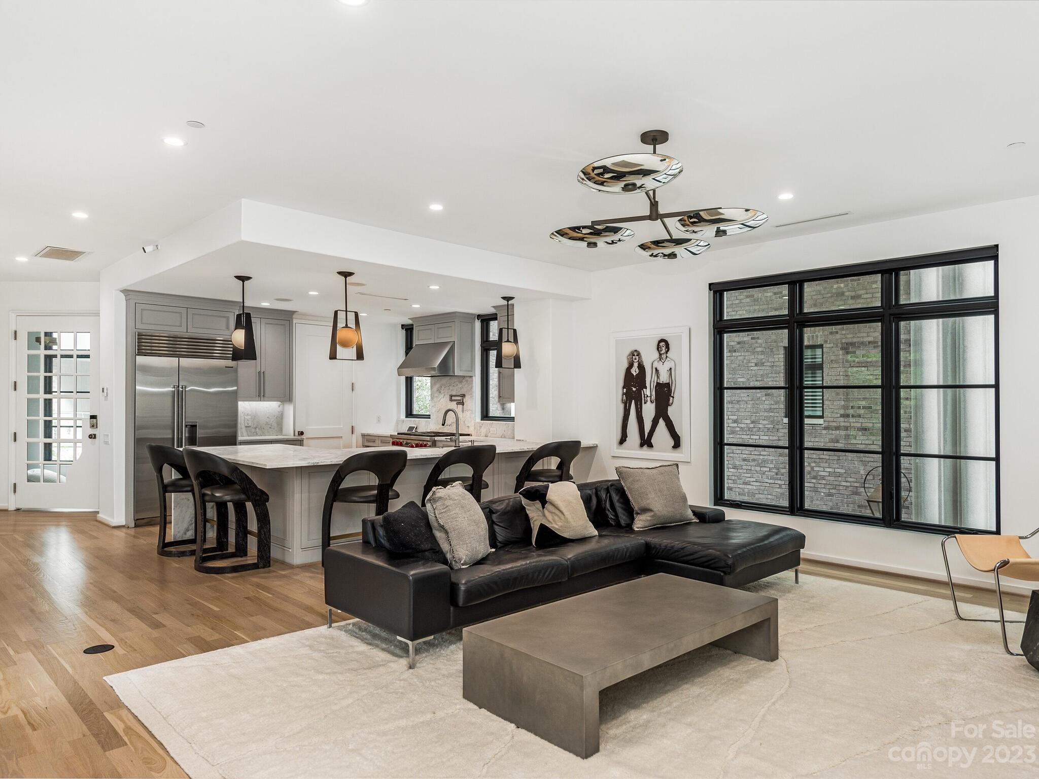 1333 Queens Road, Unit E2 Charlotte, NC 28207 - Photo 11 of 31 Gallery Image 11
