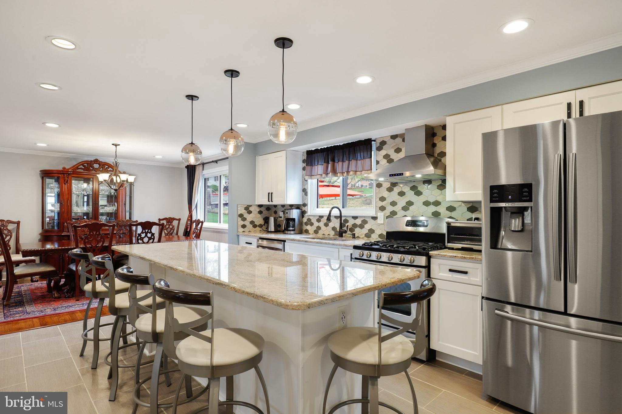 4102 Windridge Road Baltimore, MD 21208 - Photo 11 of 54