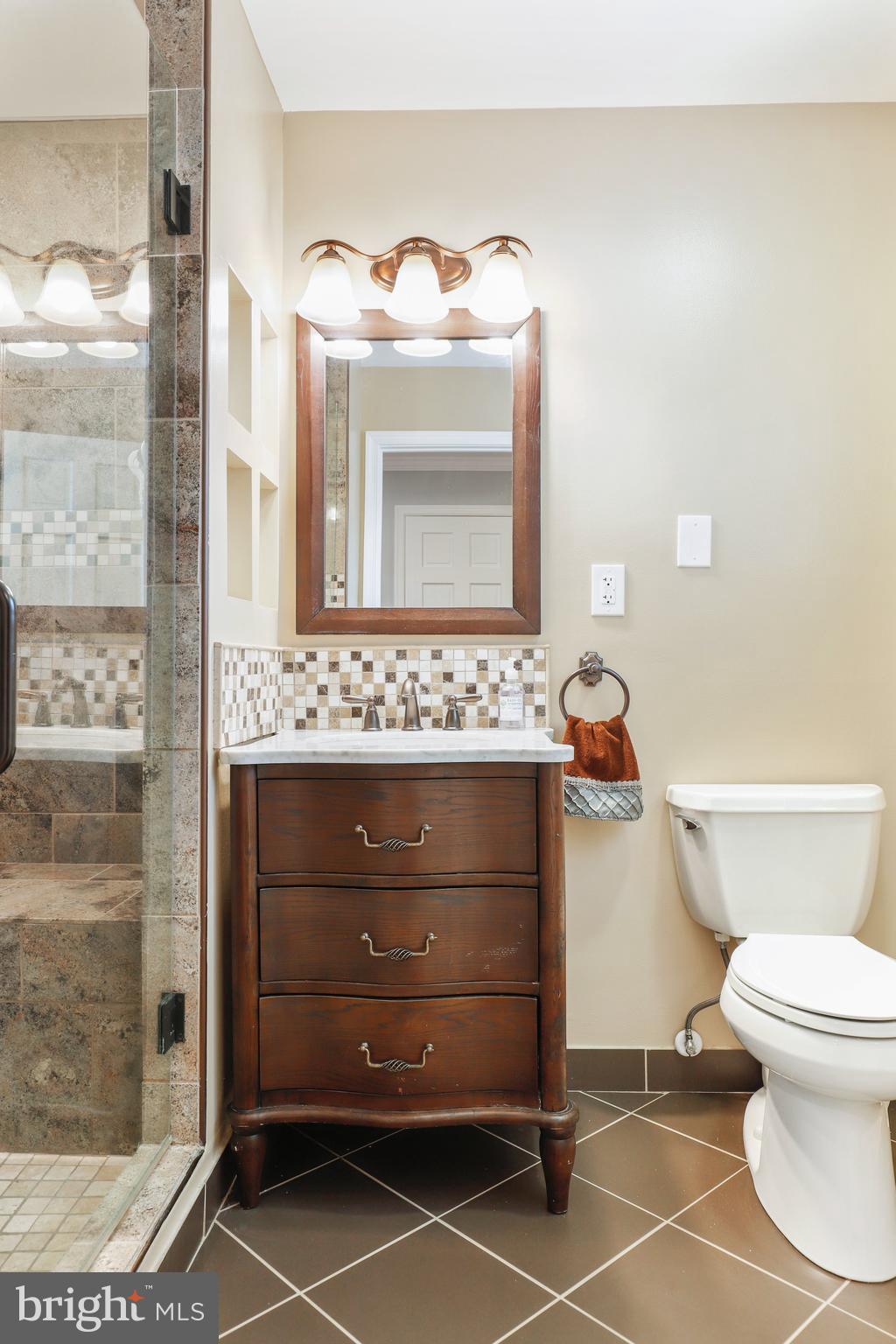 4102 Windridge Road Baltimore, MD 21208 - Photo 29 of 54