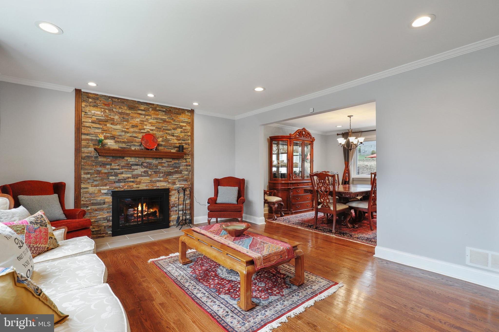 4102 Windridge Road Baltimore, MD 21208 - Photo 5 of 54