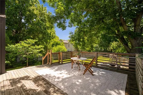 $515,000 | 11307 West 115th Street, Overland Park, KS 66210