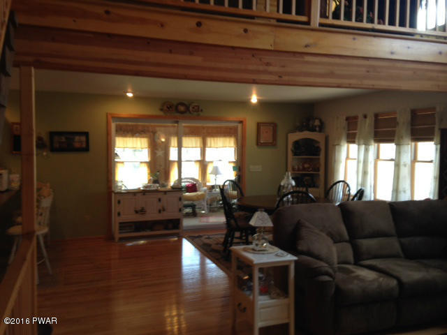 1043 Boat House Road Lake Ariel, PA 18436 - Photo 29 of 52