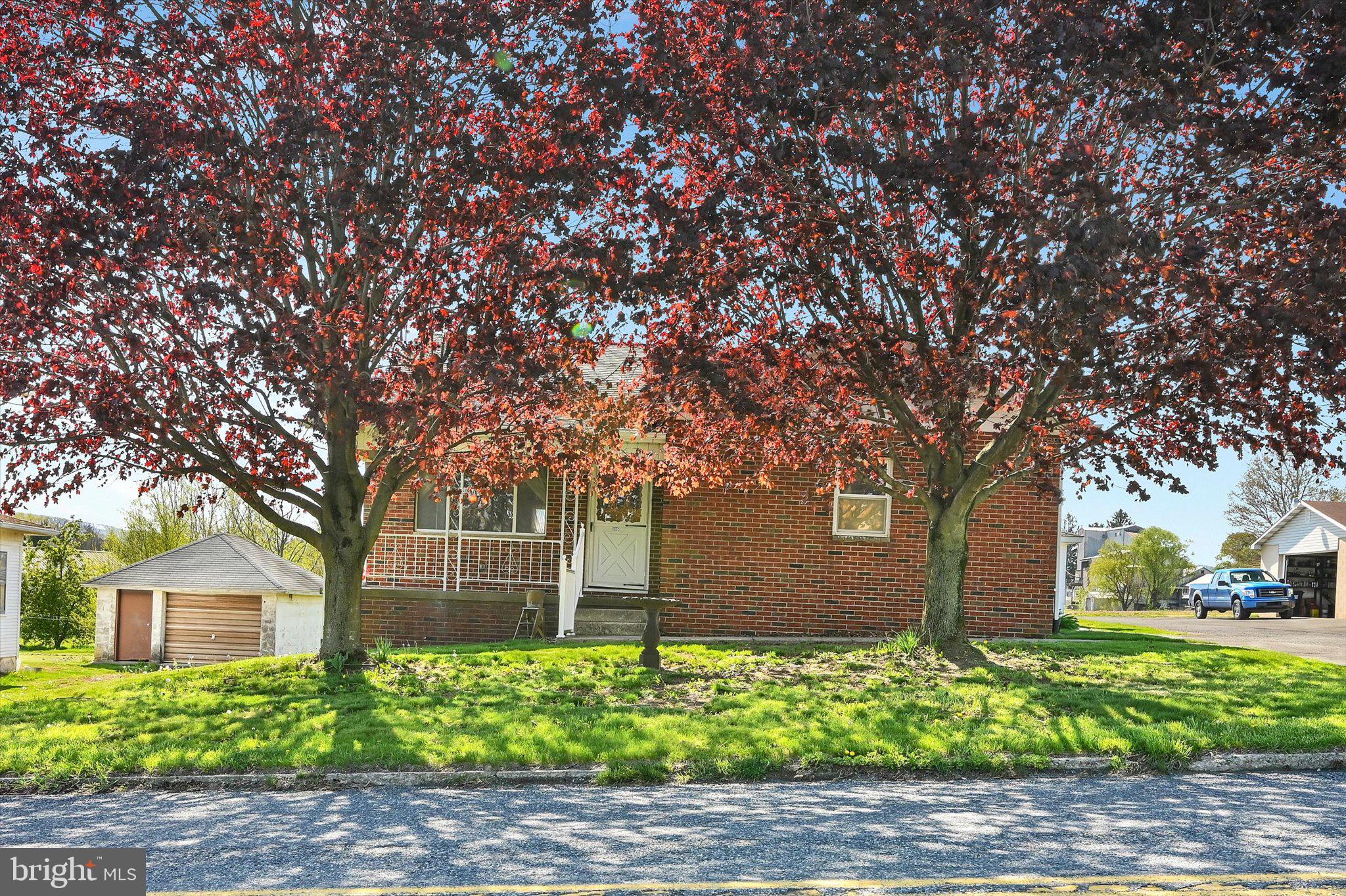 305 South Good Spring Road Hegins, PA 17938 - Photo 34 of 39