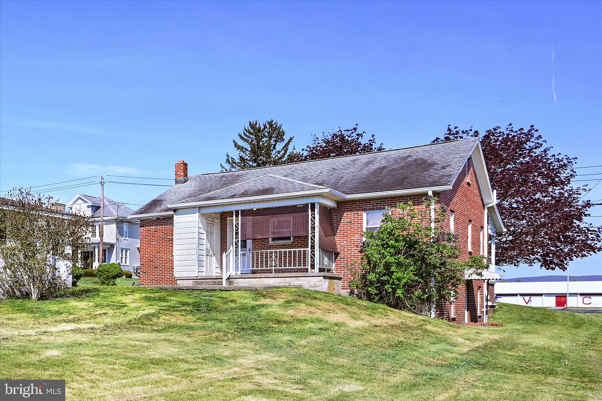 305 South Good Spring Road Hegins, PA 17938 - Photo 6 of 39