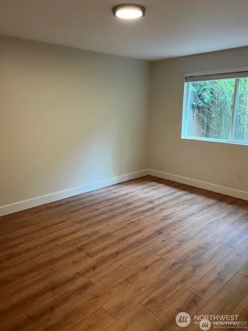 $3,100 | 14309 Northeast 7th Place, Unit 3, Bellevue, WA 98007