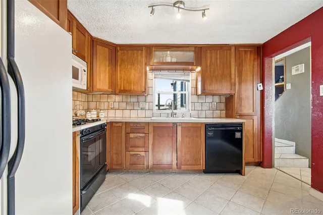 $350,000 | 90 South Kendall Street, Lakewood, CO 80226