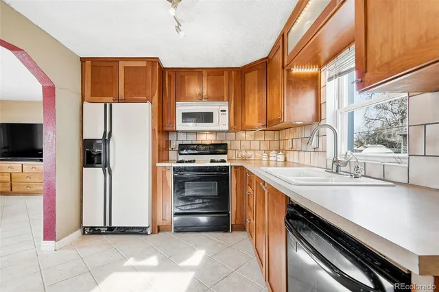 $350,000 | 90 South Kendall Street, Lakewood, CO 80226