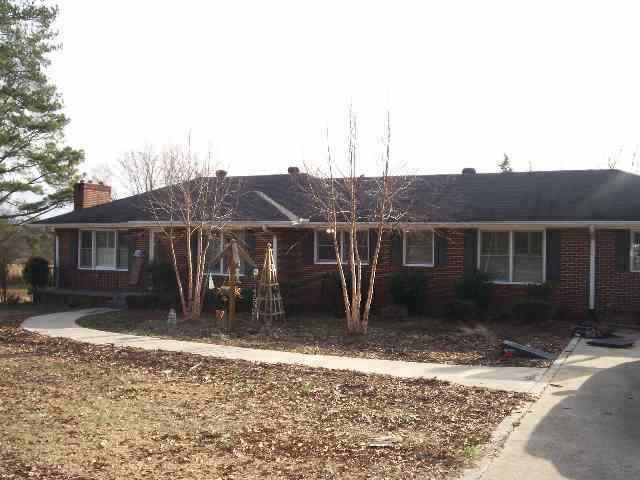 238 Paulan Road Williamston, SC 29697 - Photo 2 of 9