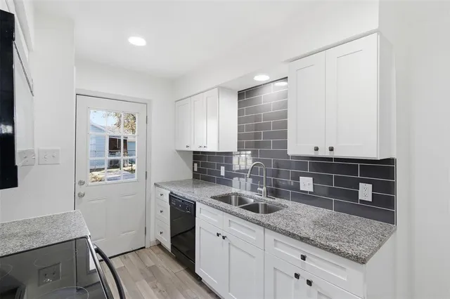 $1,200 | 224 East Lake Avenue, Unit 224, Sherman, TX 75090