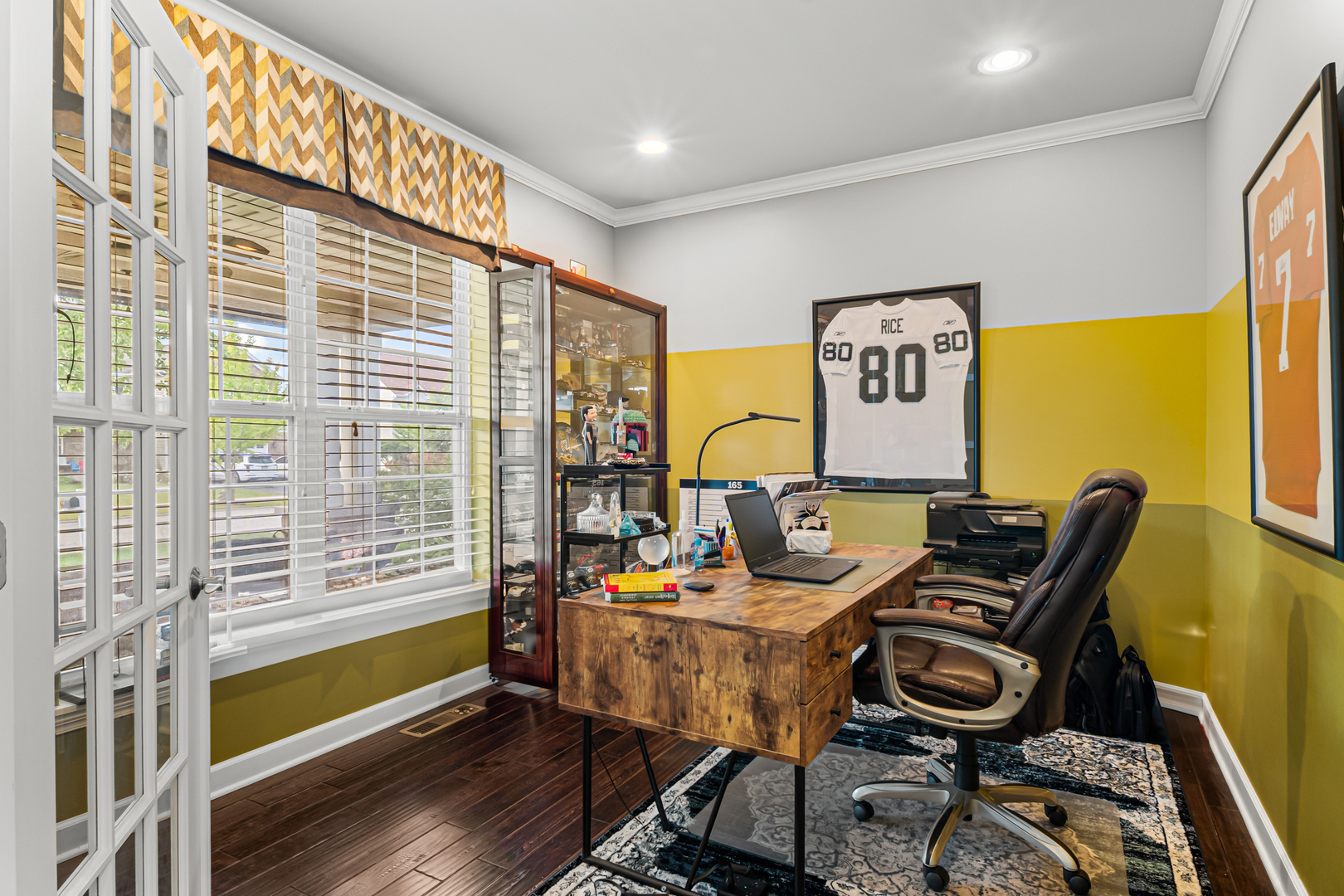 1002 Hudson Drive Joliet, IL 60431 - Photo 7 of 40 a reading room with furniture and a window