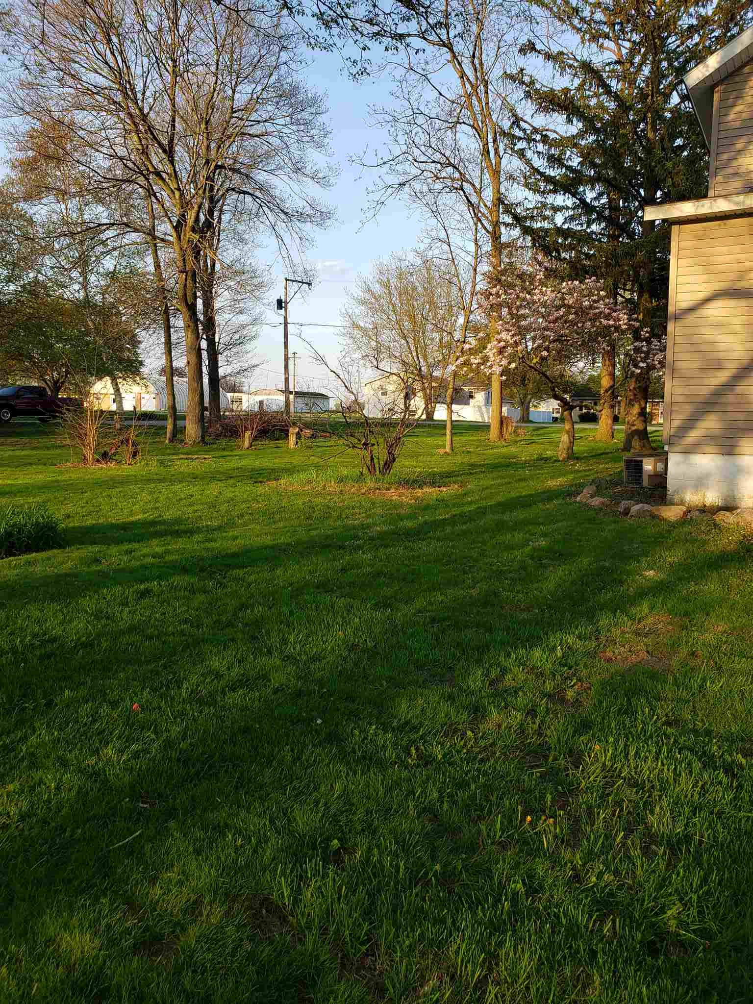 1323 Lima Road Kendallville, IN 46755 - Photo 3 of 14
