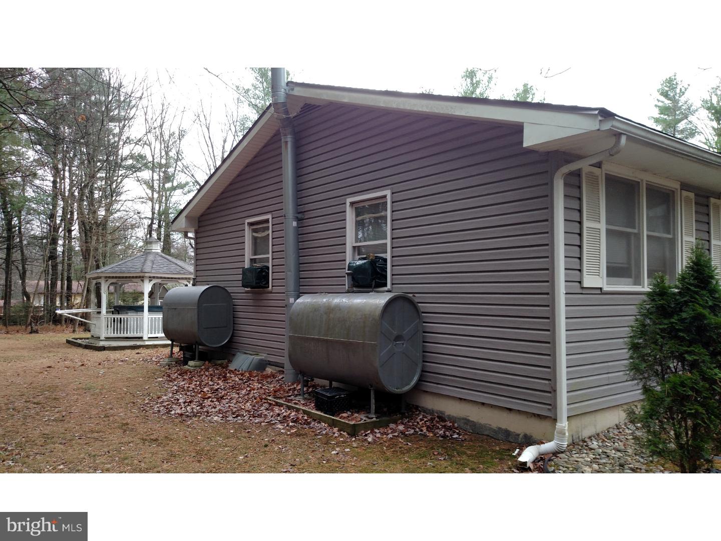 138 Pinoak Road Lehighton, PA 18235 - Photo 18 of 21 Exterior Side