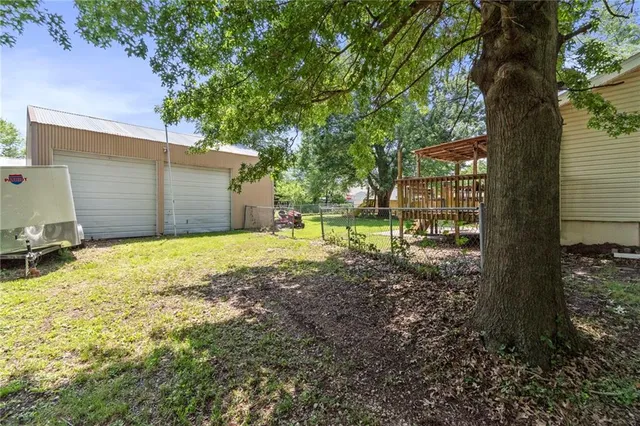 $177,000 | 1405 South Vine Street, Holden, MO 64040