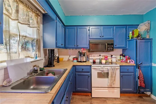 $177,000 | 1405 South Vine Street, Holden, MO 64040