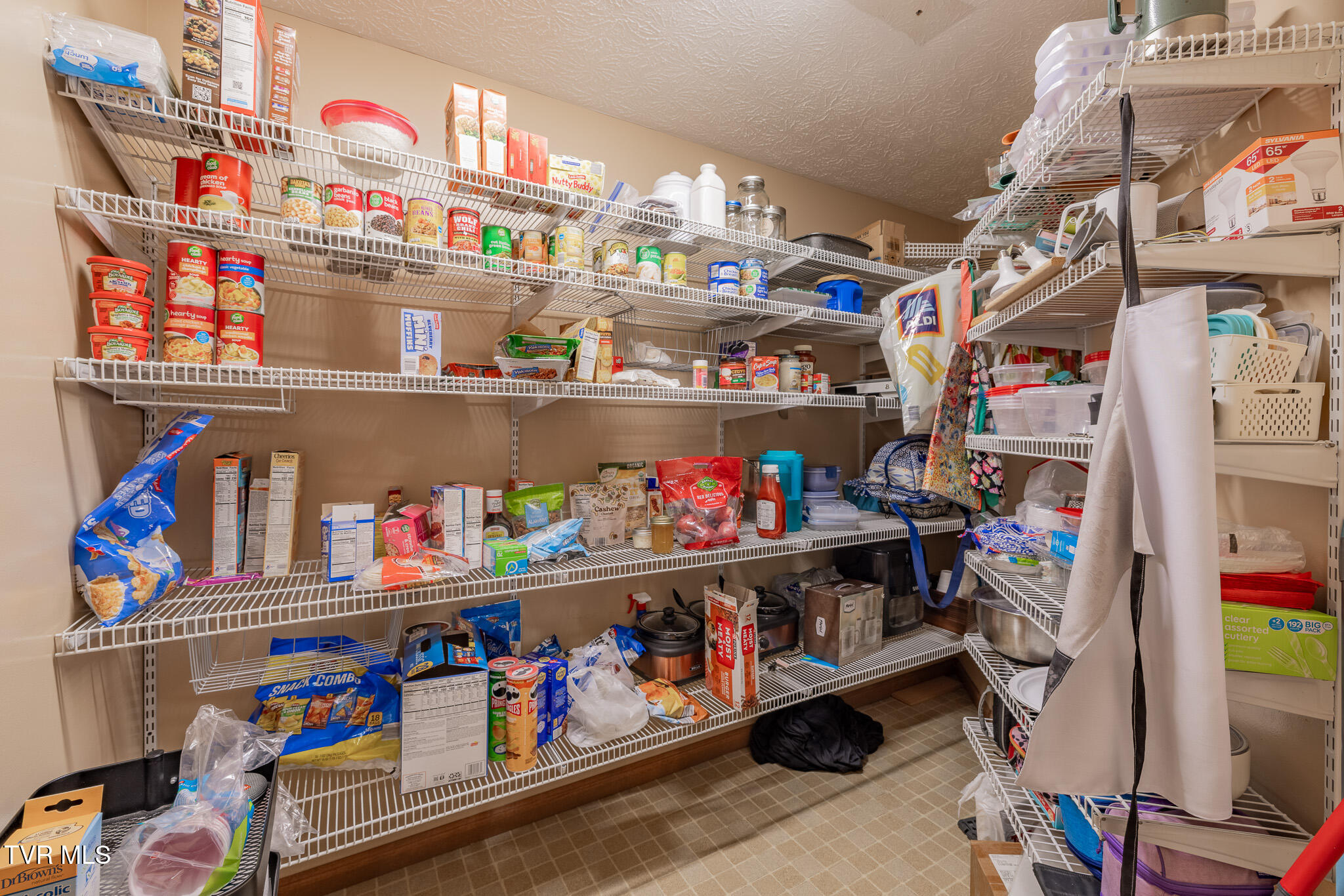 1331 Bloomingdale Road Kingsport, TN 37660 - Photo 23 of 65 1R9A3147-HDR