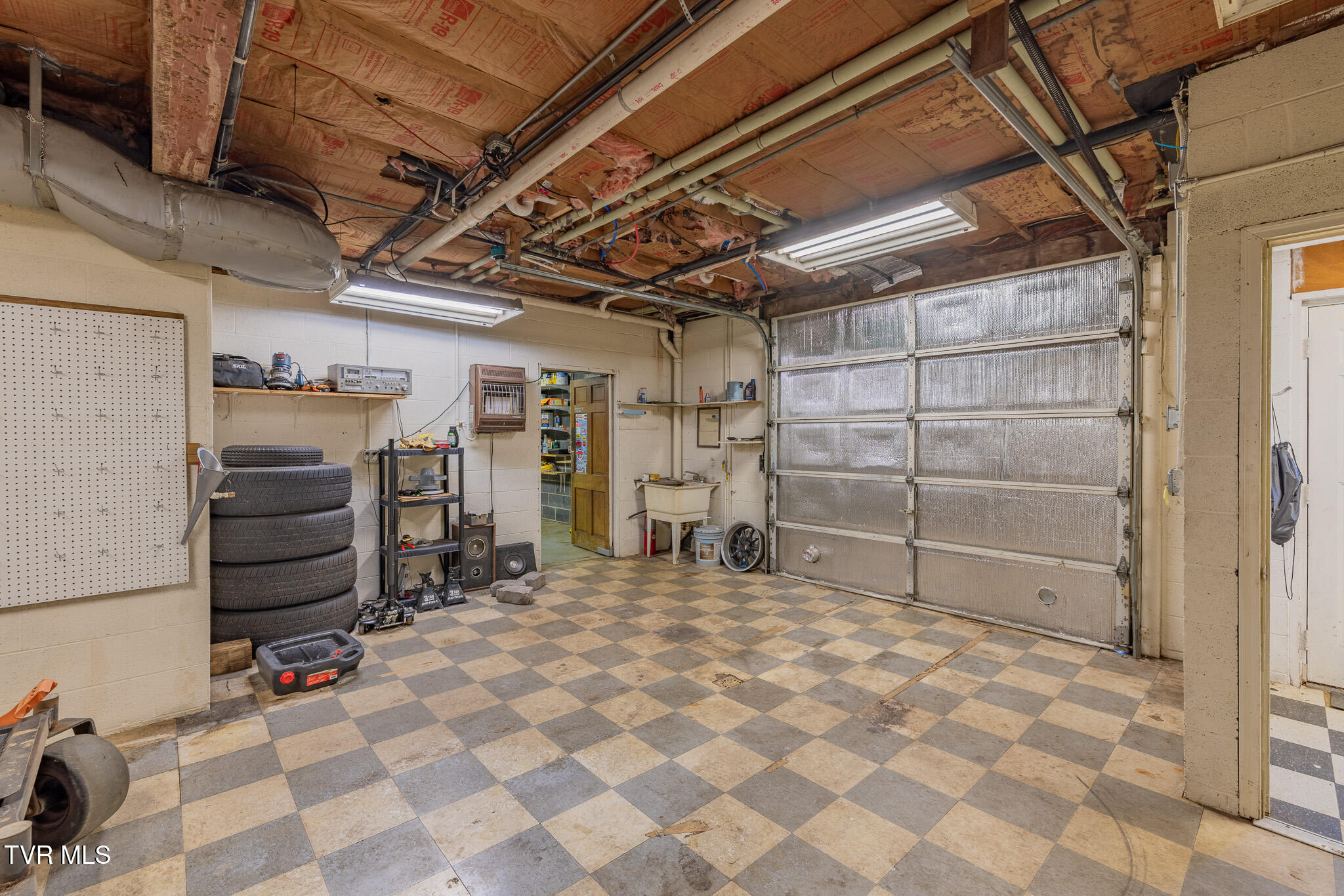 1331 Bloomingdale Road Kingsport, TN 37660 - Photo 52 of 65 1R9A3243-HDR