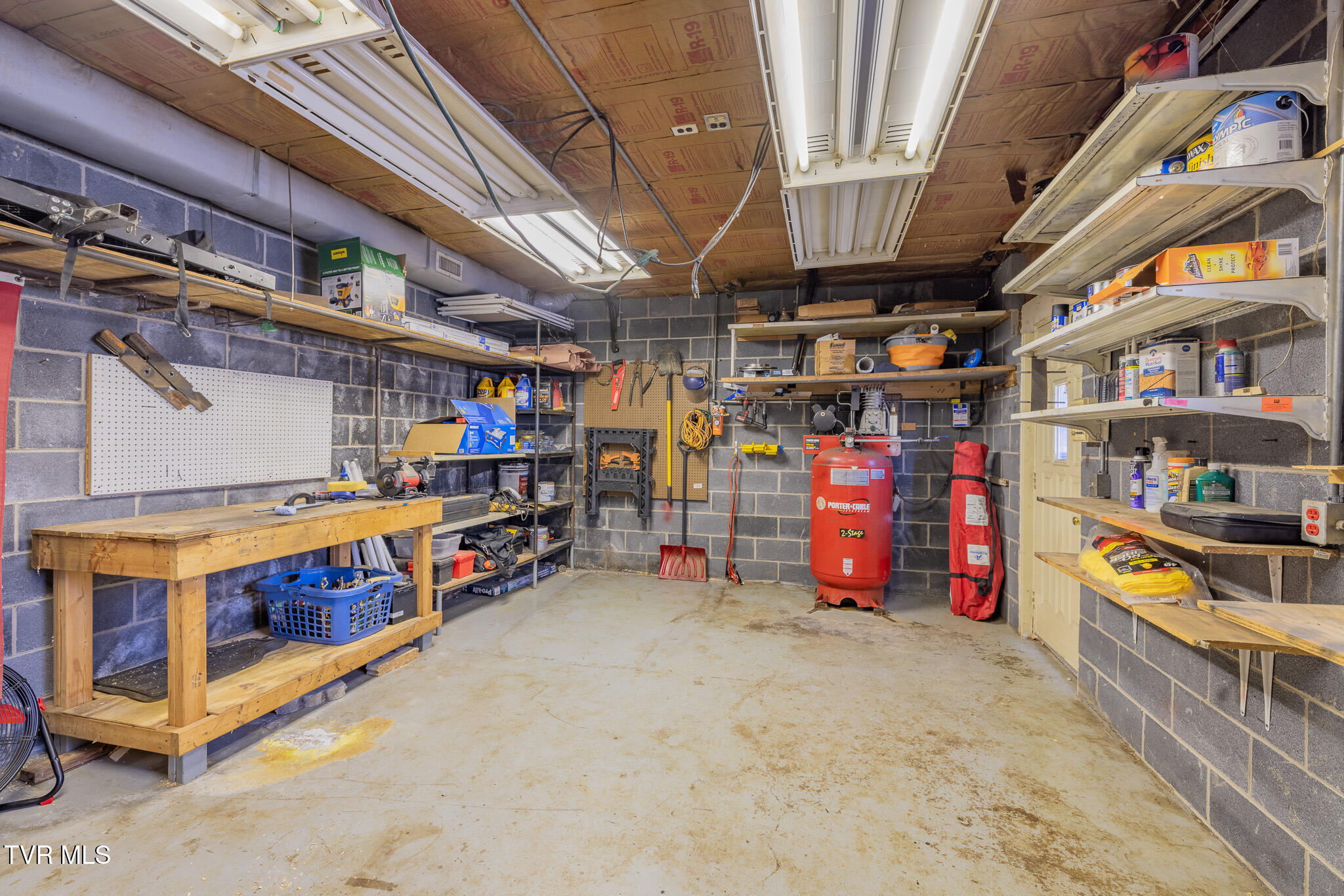 1331 Bloomingdale Road Kingsport, TN 37660 - Photo 53 of 65 1R9A3246-HDR