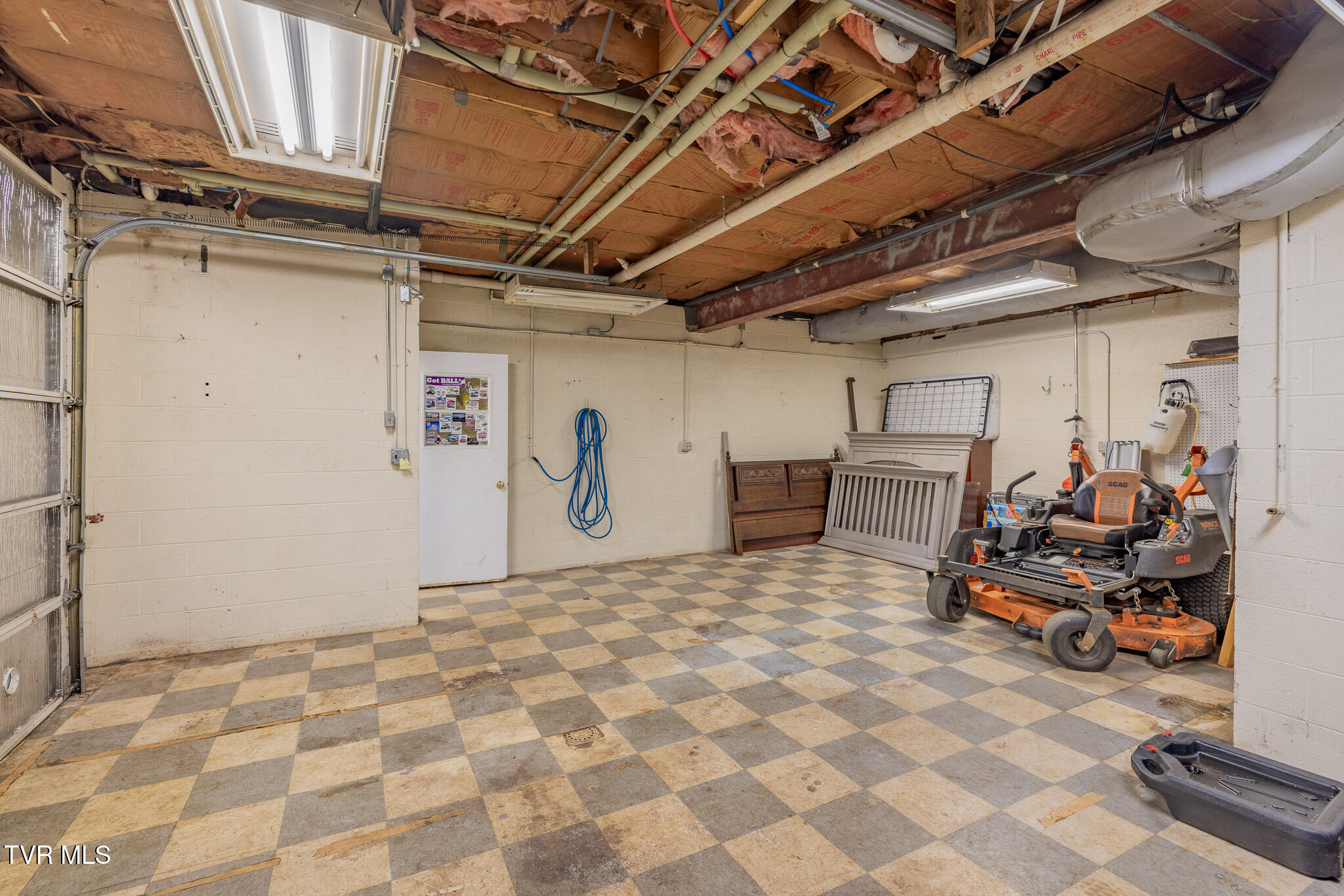 1331 Bloomingdale Road Kingsport, TN 37660 - Photo 55 of 65 1R9A3252-HDR