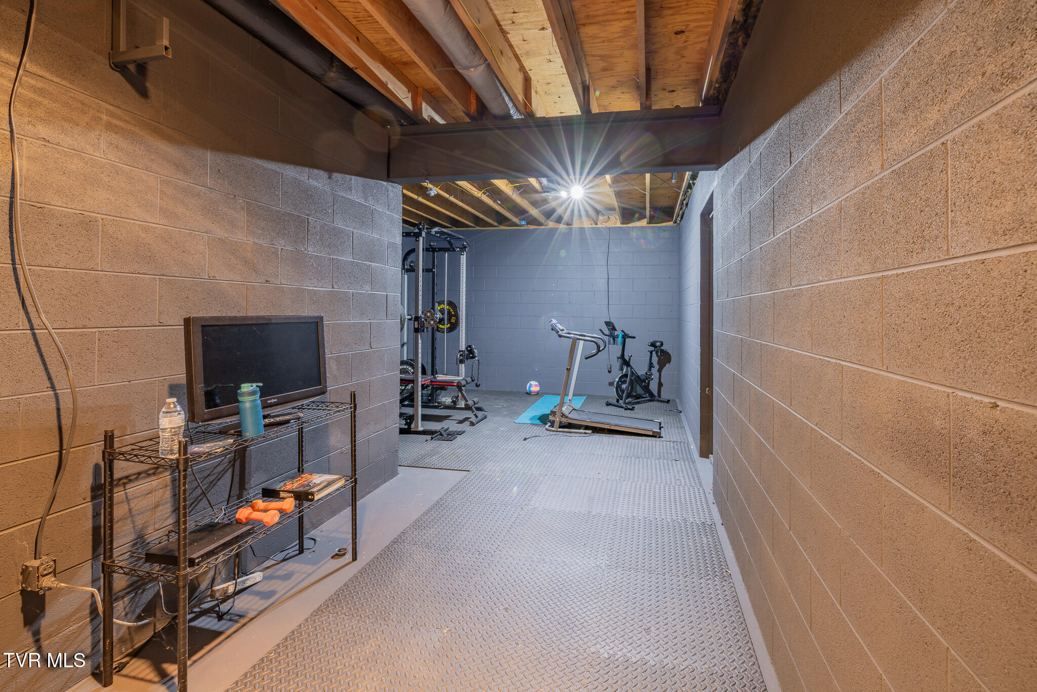 1331 Bloomingdale Road Kingsport, TN 37660 - Photo 57 of 65 1R9A3258-HDR