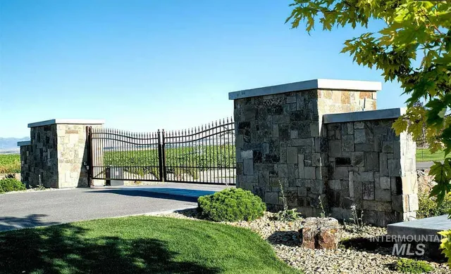 $189,000 | Lot 9 Cedar Lane, American Falls, ID 83211