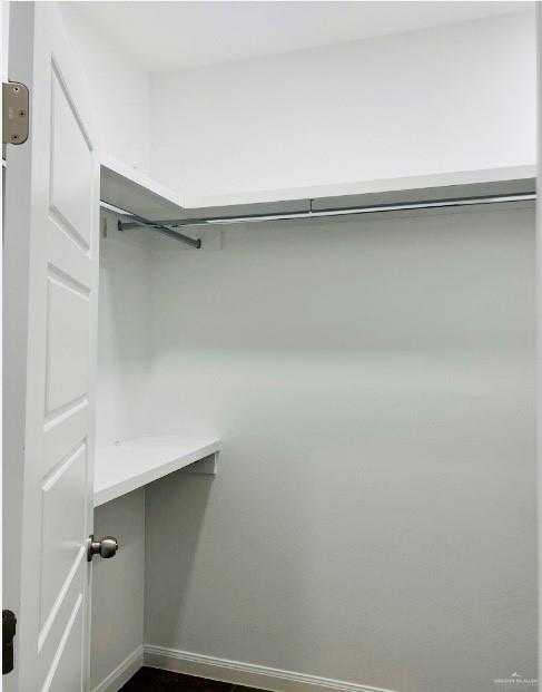 7006 North 56th Lane Mission, TX 78573 - Photo 8 of 14 a view of room