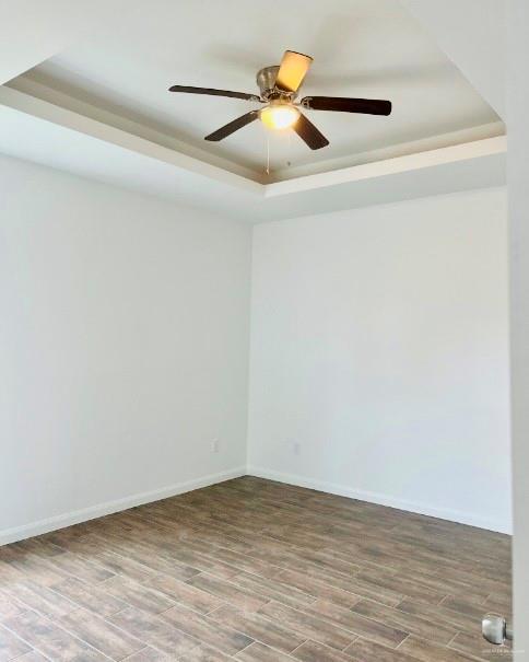 7006 North 56th Lane Mission, TX 78573 - Photo 10 of 14 a view of an empty room