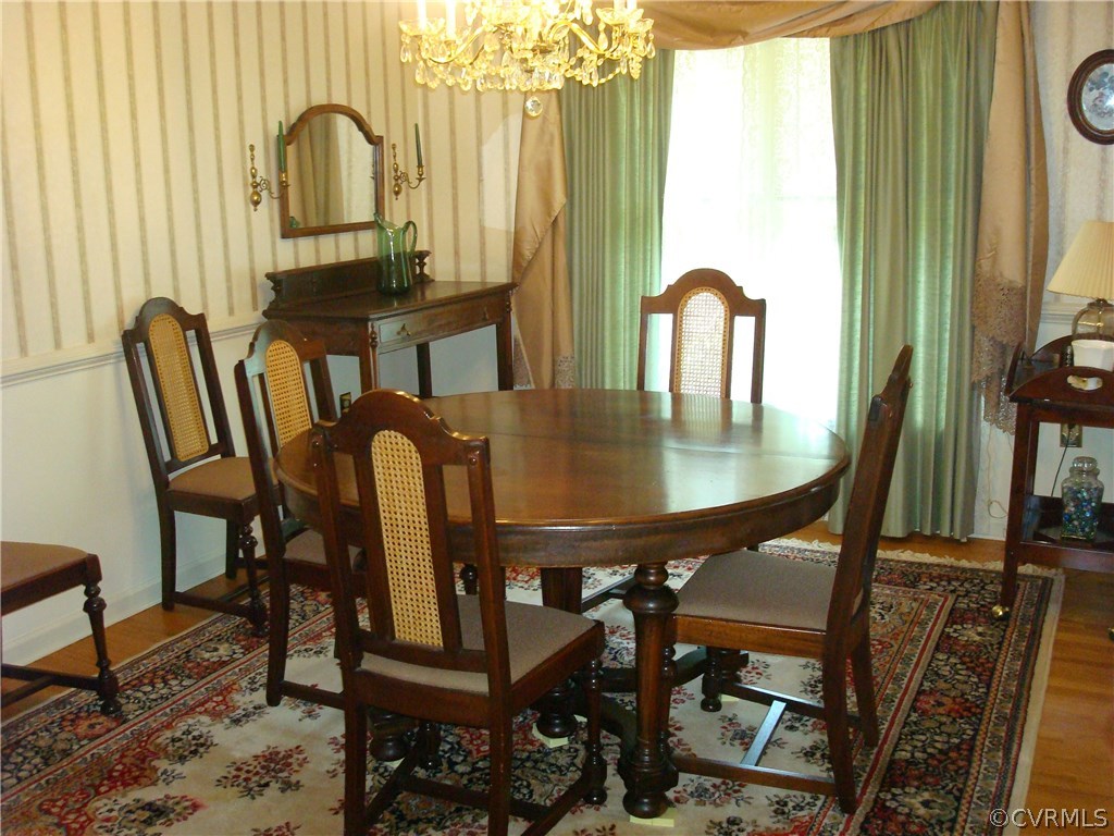 2117 Moseley Road Moseley, VA 23120 - Photo 13 of 39 a dining room with furniture and window