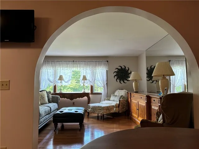 $349,900 | 437 Lindholm Road, Fallsburg, NY 12759