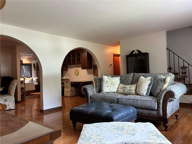 $349,900 | 437 Lindholm Road, Fallsburg, NY 12759