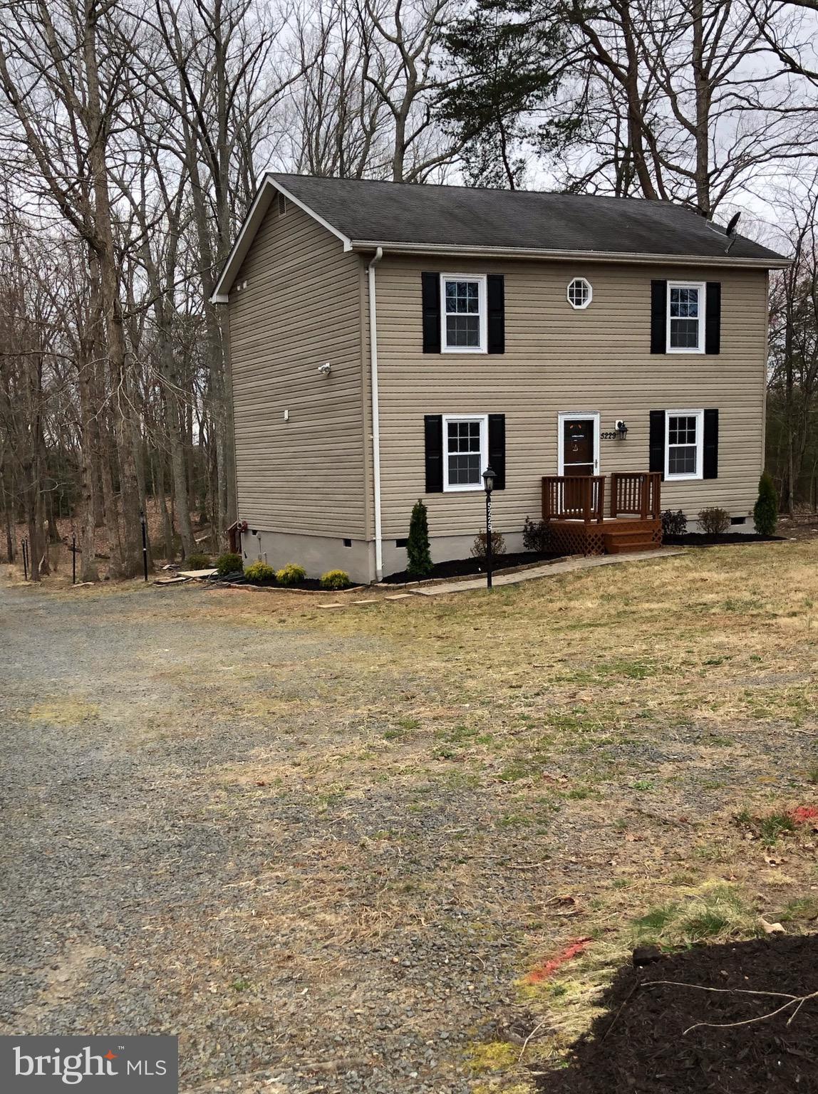 5229 Sumerduck Road Sumerduck, VA 22742 - Photo 3 of 15