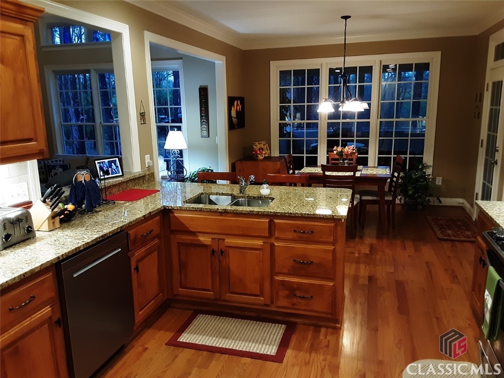 1081 Victoria Road Watkinsville, GA 30677 - Photo 11 of 26