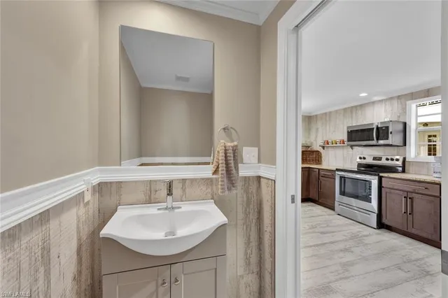 $43,500 | 255 2nd Avenue North, Naples, FL 34102