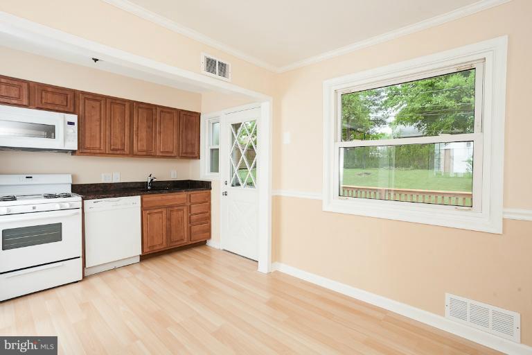 448 Old Home Road Baltimore, MD 21206 - Photo 7 of 7 Kitchen
