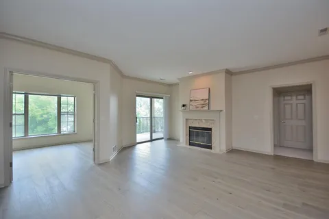 $499,900 | 1300 North Prospect Avenue, Unit 120, Milwaukee, WI 53202