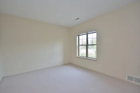 $499,900 | 1300 North Prospect Avenue, Unit 120, Milwaukee, WI 53202