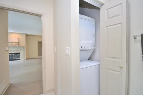 $499,900 | 1300 North Prospect Avenue, Unit 120, Milwaukee, WI 53202