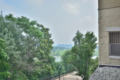 $499,900 | 1300 North Prospect Avenue, Unit 120, Milwaukee, WI 53202