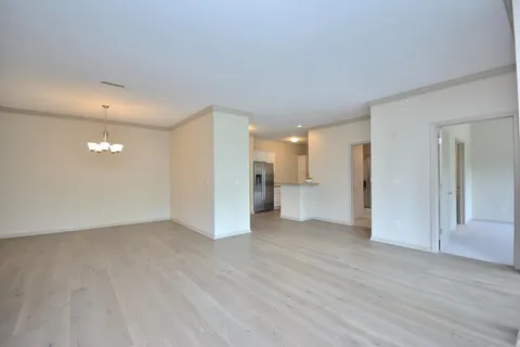 $499,900 | 1300 North Prospect Avenue, Unit 120, Milwaukee, WI 53202