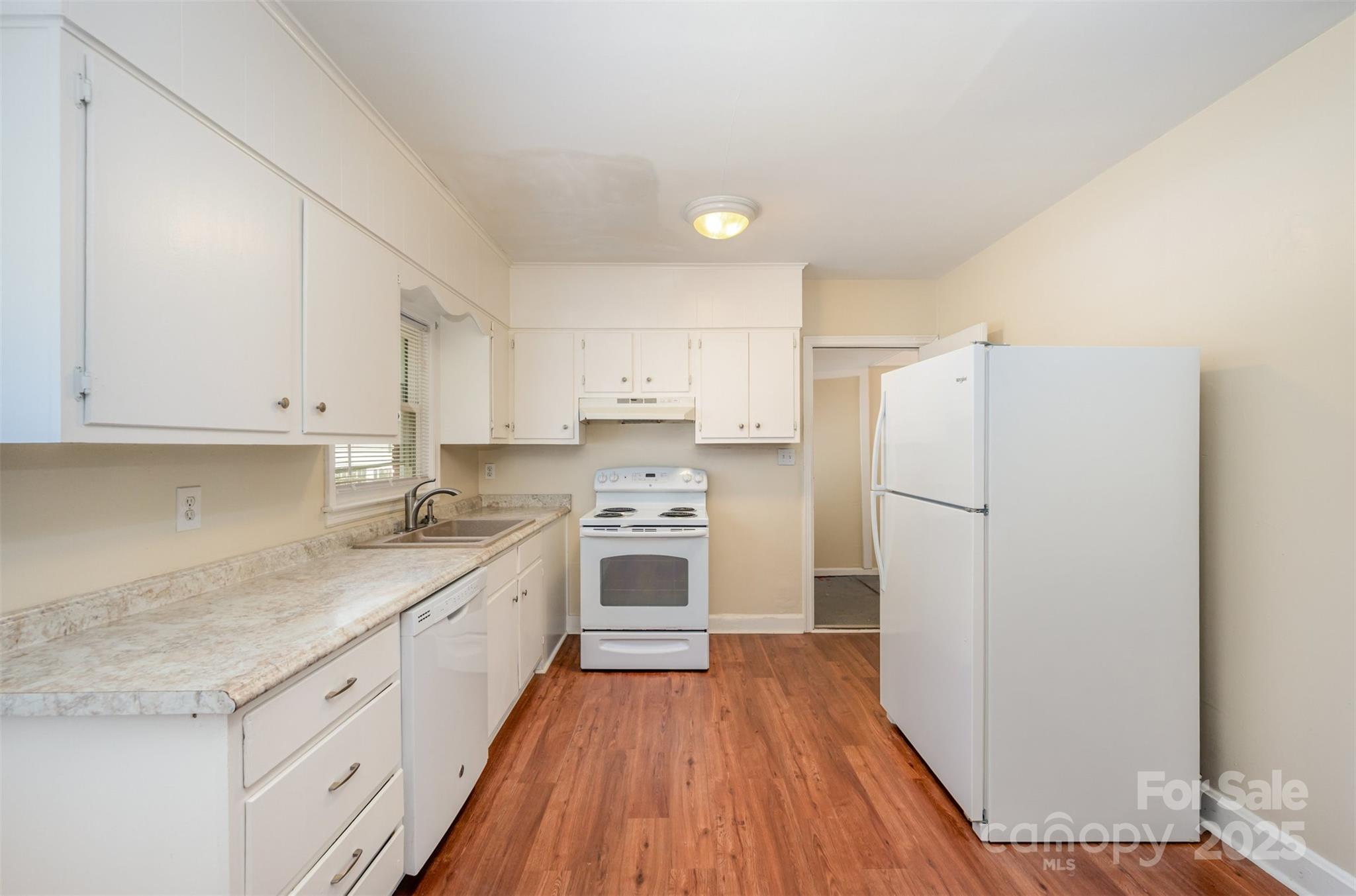 3154 Dublin Road Charlotte, NC 28208 - Photo 11 of 27 Gallery Image 11