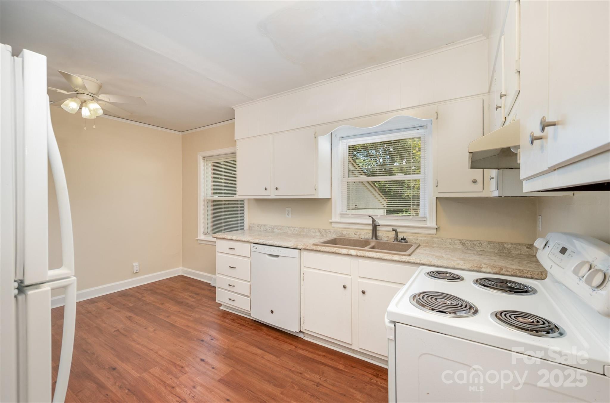 3154 Dublin Road Charlotte, NC 28208 - Photo 12 of 27 Gallery Image 12