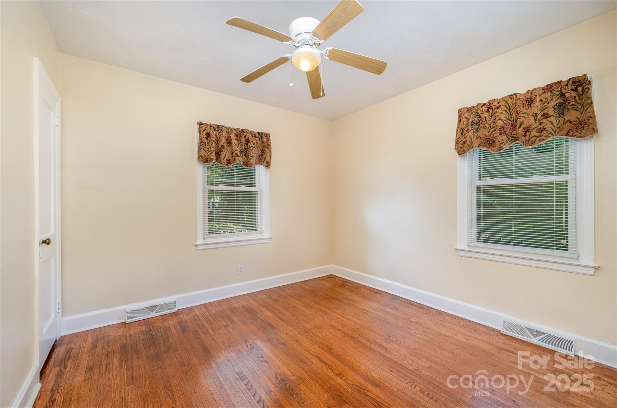 3154 Dublin Road Charlotte, NC 28208 - Photo 15 of 27 Gallery Image 15