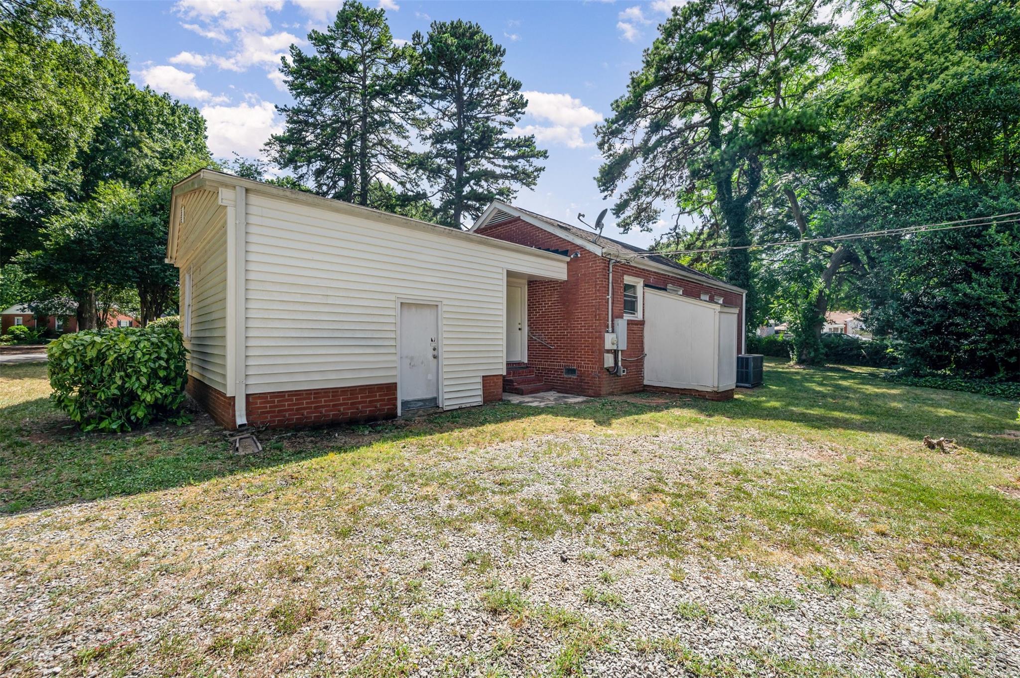 3154 Dublin Road Charlotte, NC 28208 - Photo 24 of 27 Gallery Image 24