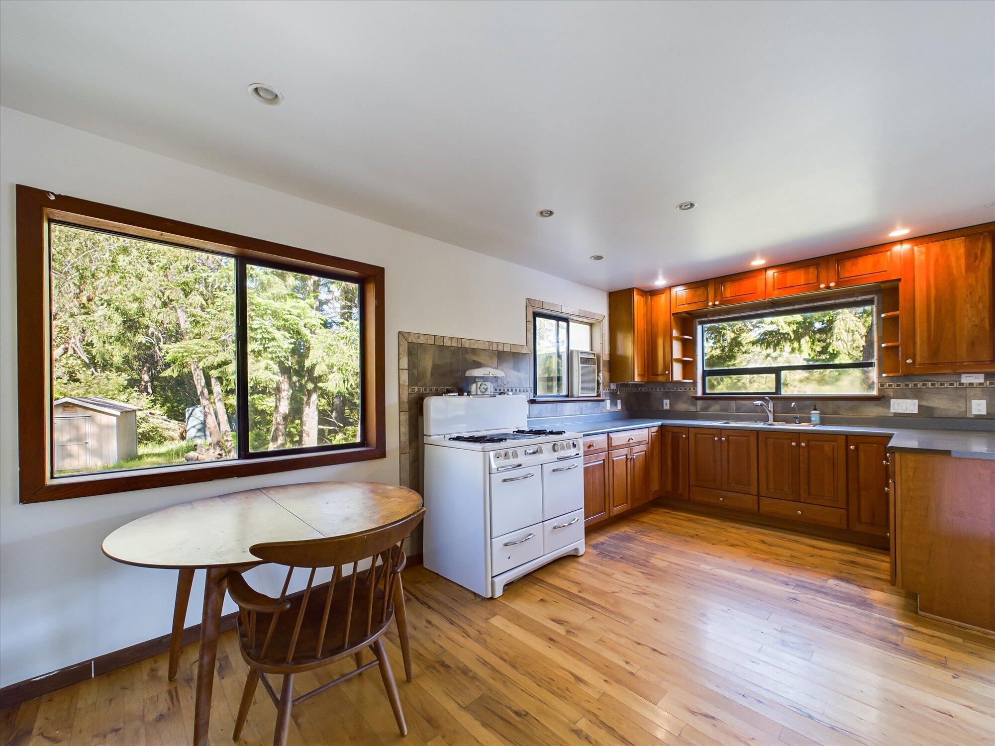 4001 Old Briceland Road Garberville, CA 95542 - Photo 23 of 93