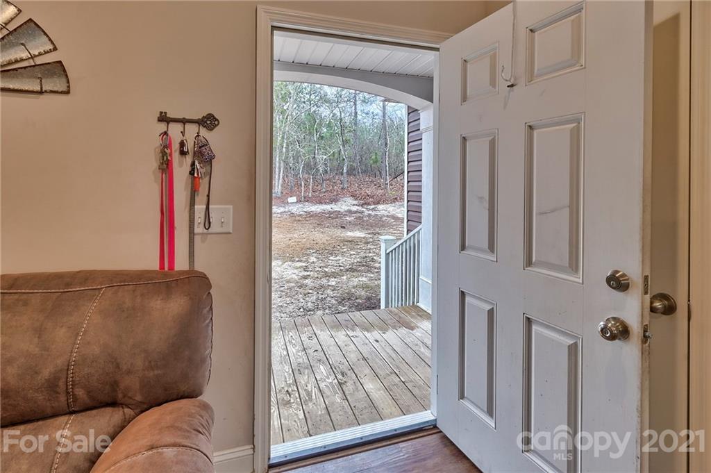 4523 Ingram Road Kershaw, SC 29067 - Photo 3 of 25 Gallery Image 3