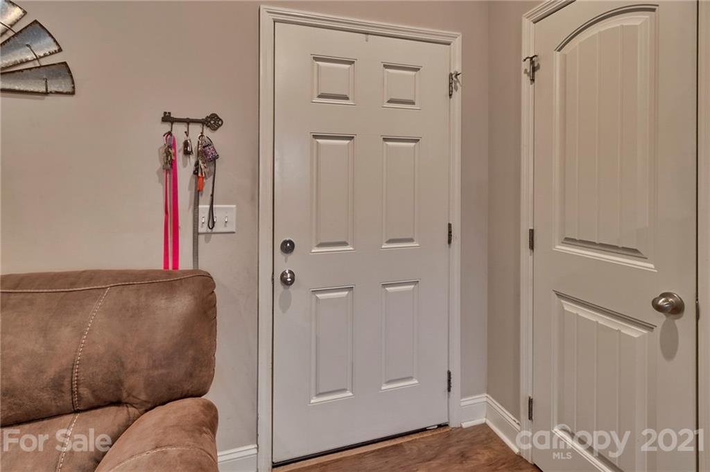 4523 Ingram Road Kershaw, SC 29067 - Photo 4 of 25 Gallery Image 4